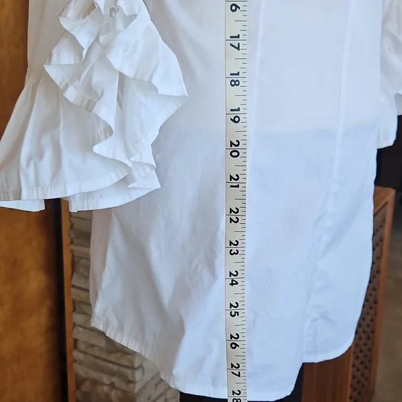 Elegant White Bell Sleeve Women's Top - Picture 3 of 9